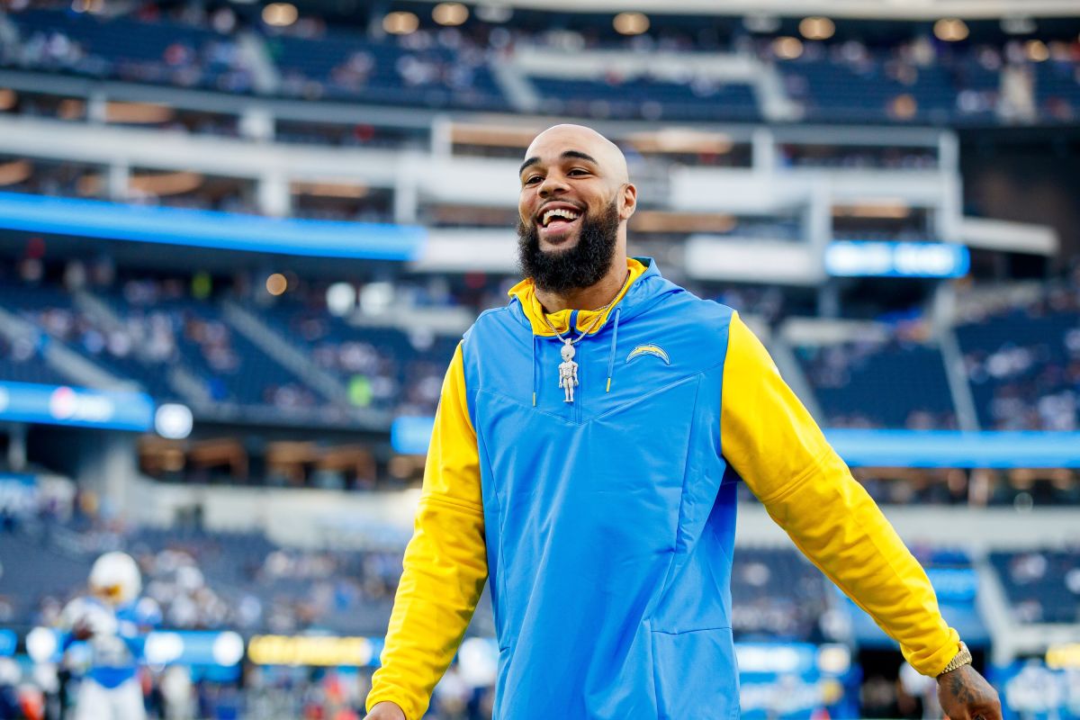 Keenan Allen smiling during the pregame at Sofi Stadium.